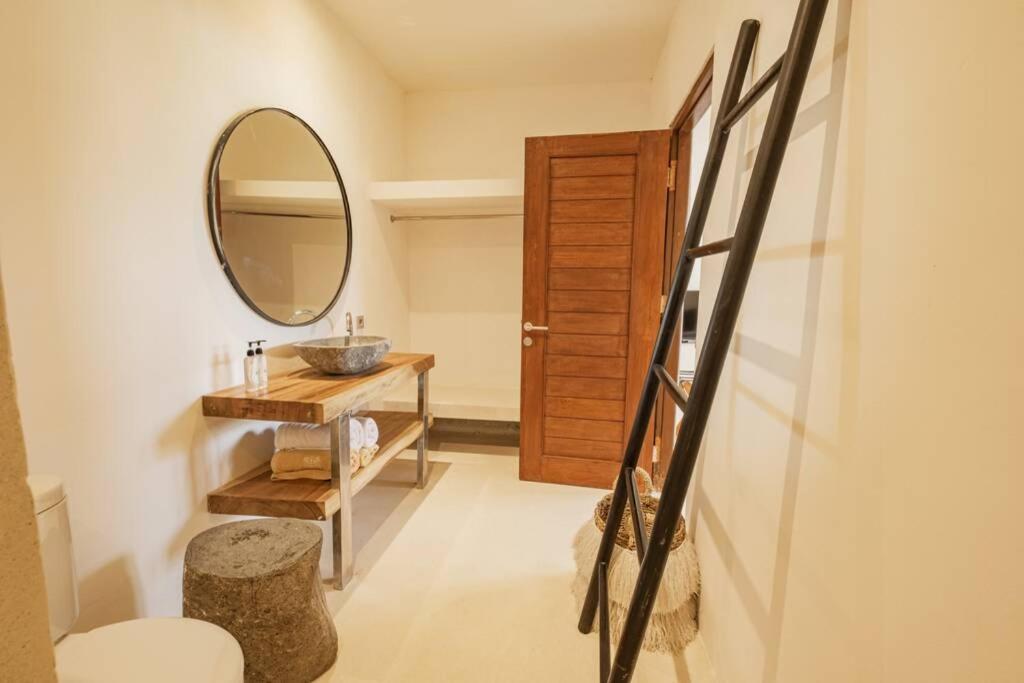 Luxury 2 Bedrooms Villa Putih Pererenan Canggu  Bagian luar foto