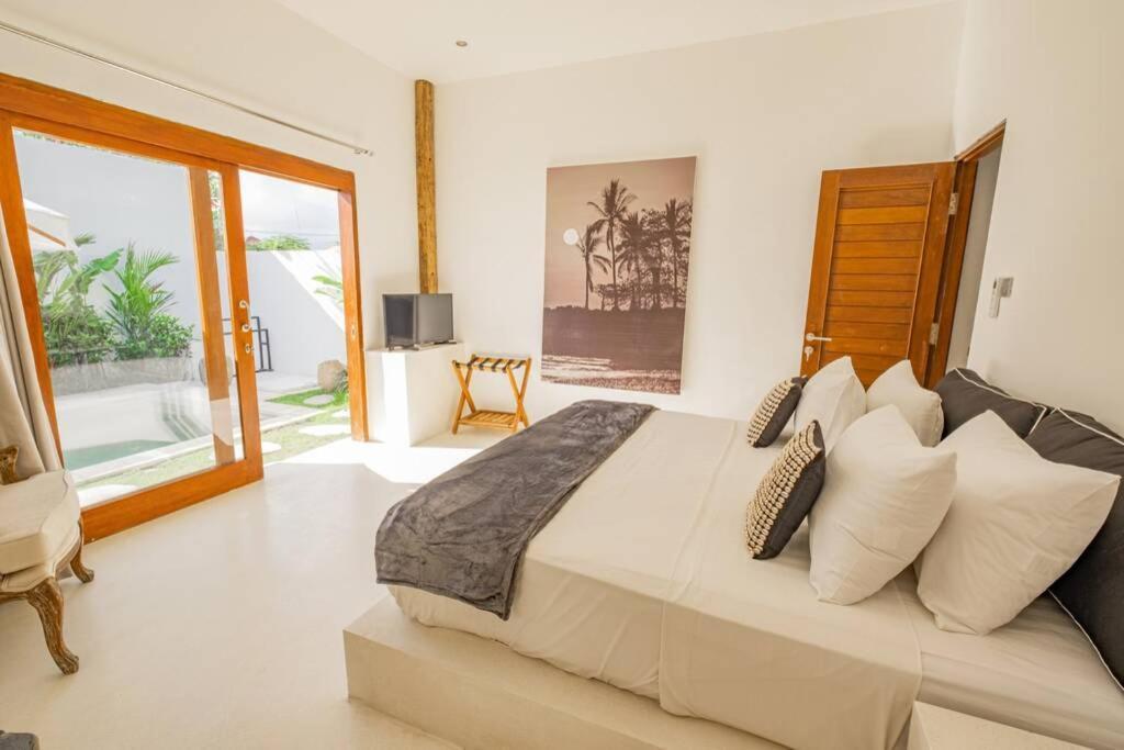 Luxury 2 Bedrooms Villa Putih Pererenan Canggu  Bagian luar foto