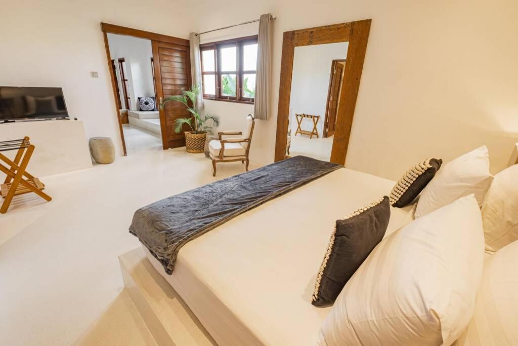Luxury 2 Bedrooms Villa Putih Pererenan Canggu  Bagian luar foto